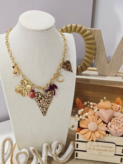 COLLIER