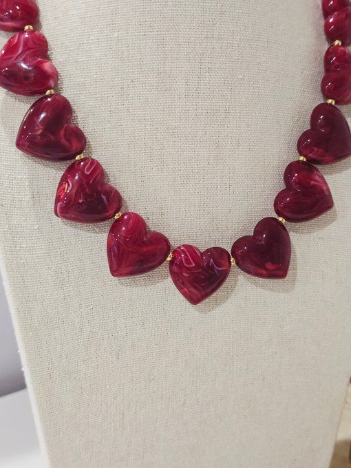 COLLIER