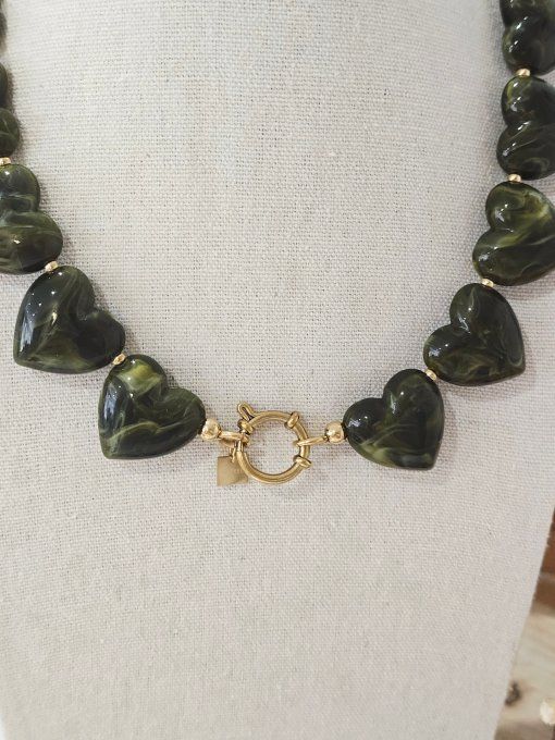 COLLIER