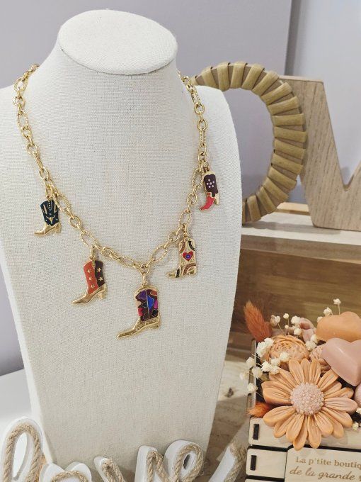 COLLIER