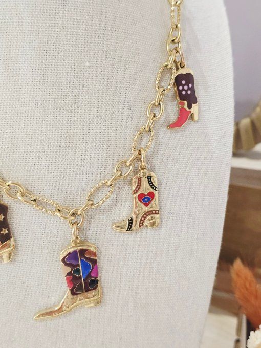 COLLIER