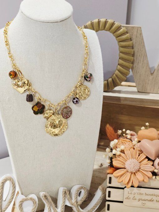 COLLIER