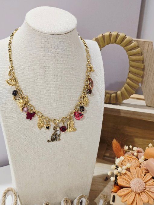 COLLIER