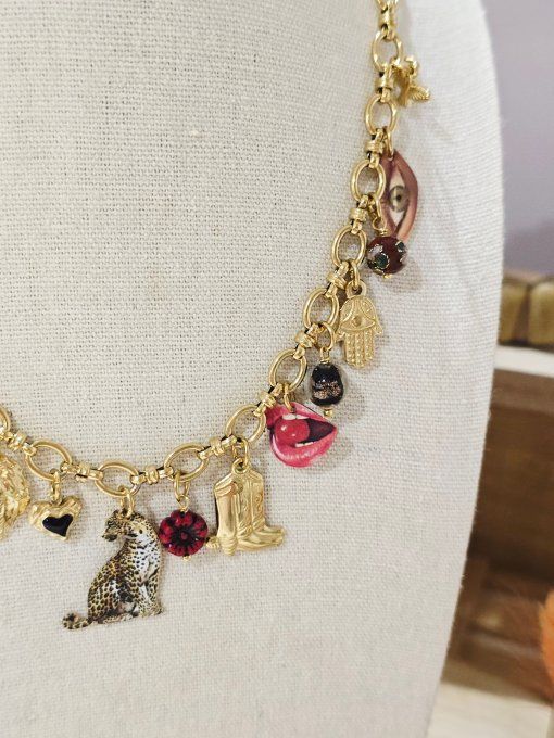 COLLIER