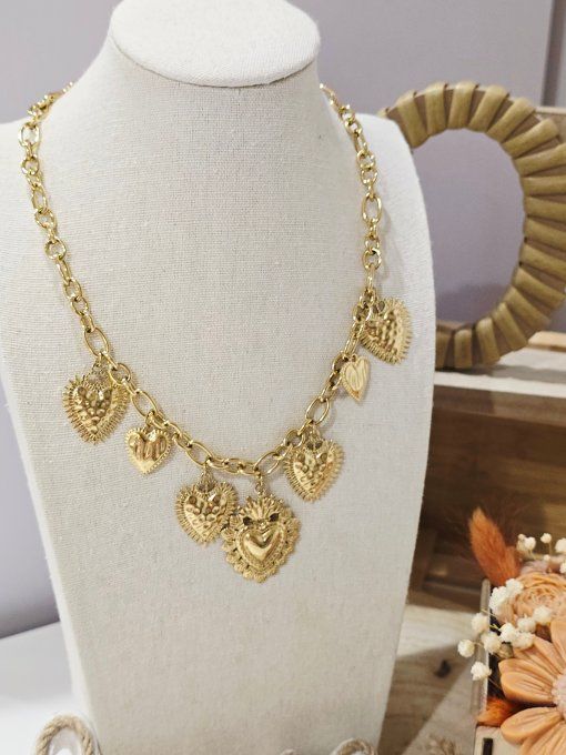 COLLIER