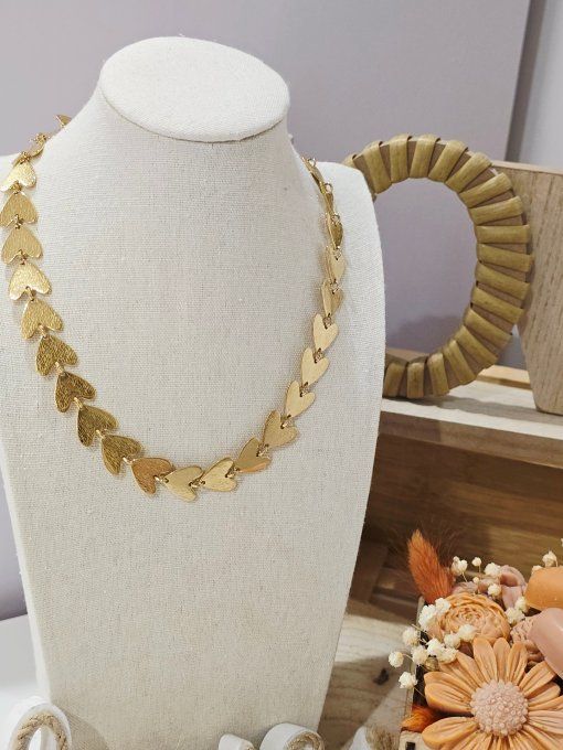 COLLIER