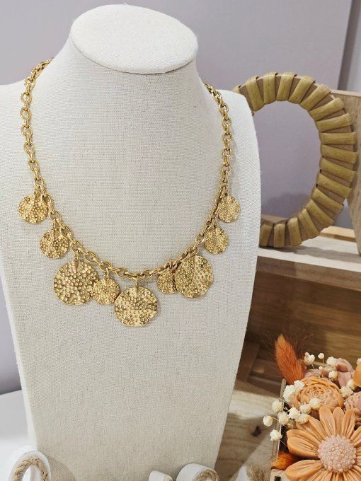 COLLIER