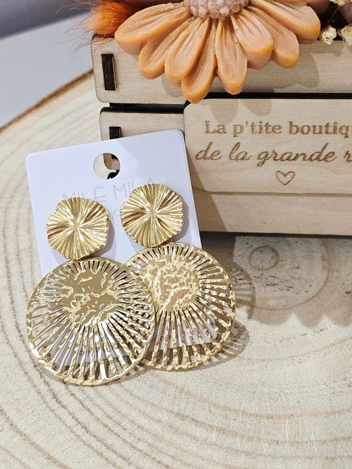 BOUCLES D'OREILLES
