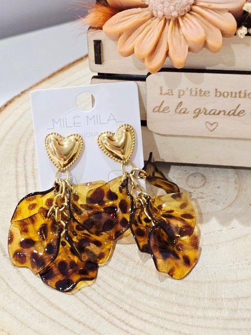 BOUCLES D'OREILLES