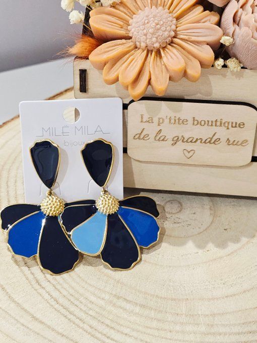 BOUCLES D'OREILLES
