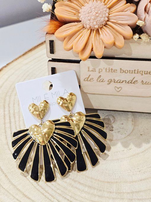 BOUCLES D'OREILLES