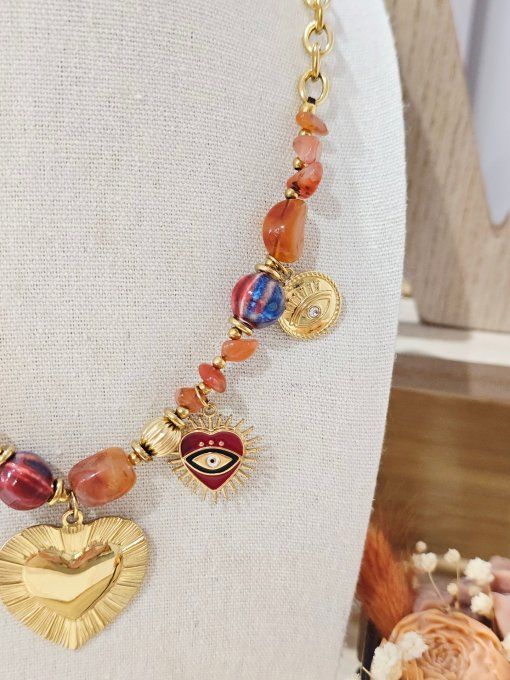 COLLIER