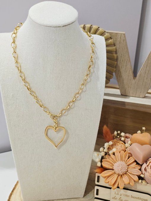 COLLIER