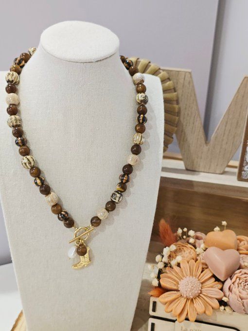 COLLIER