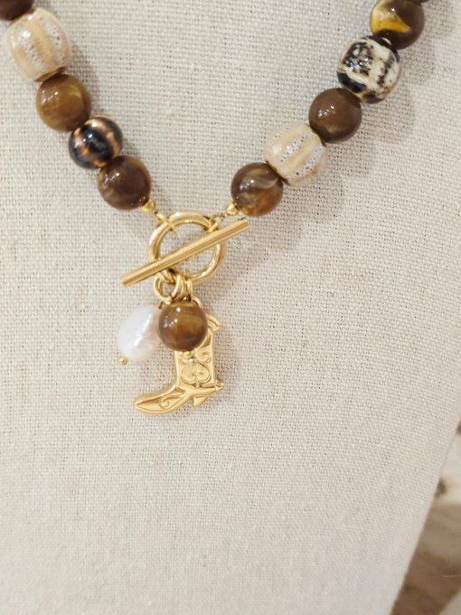 COLLIER