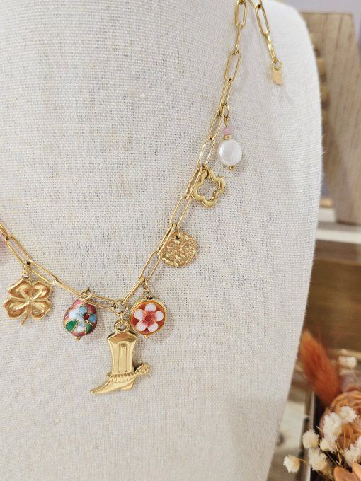 COLLIER