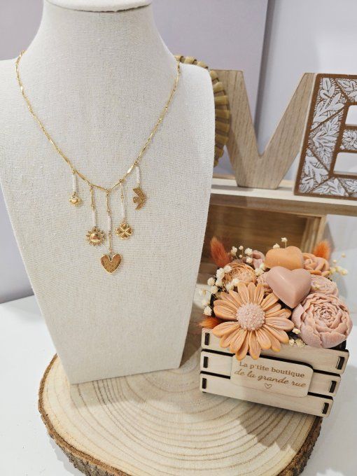 COLLIER