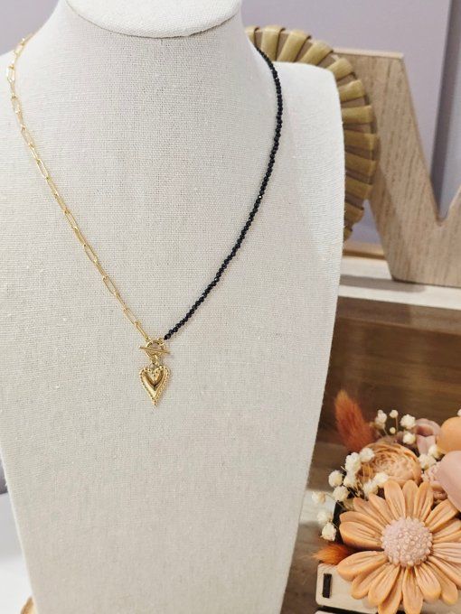 COLLIER