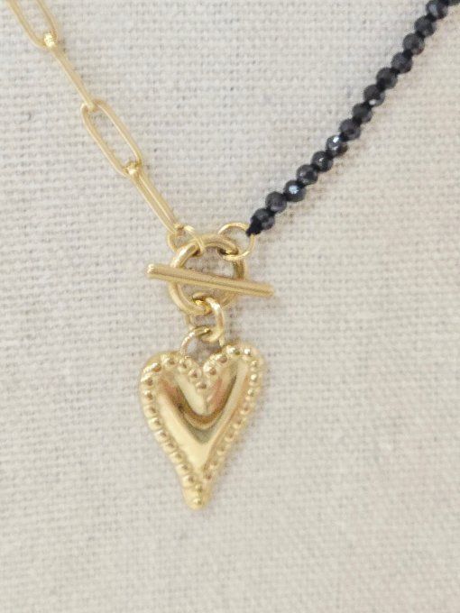 COLLIER