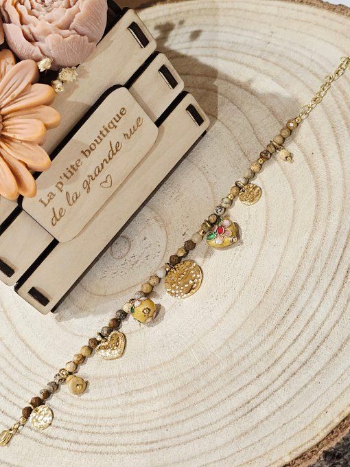 BRACELET