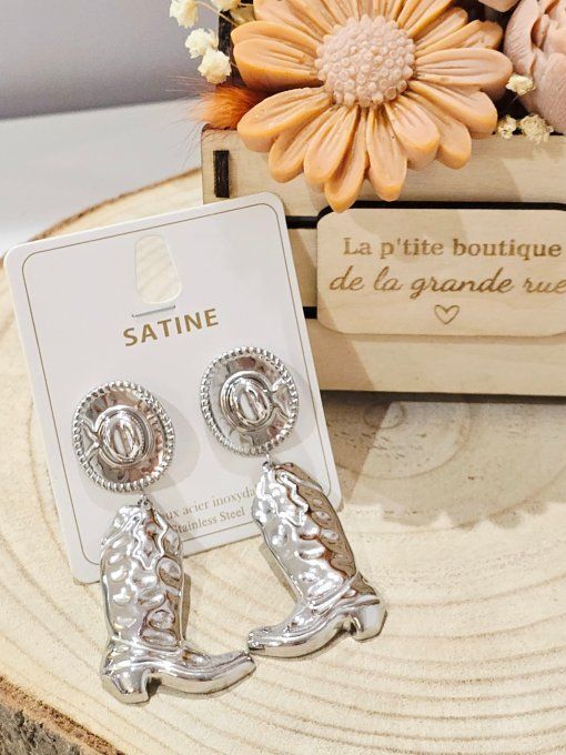 BOUCLES D'OREILLES