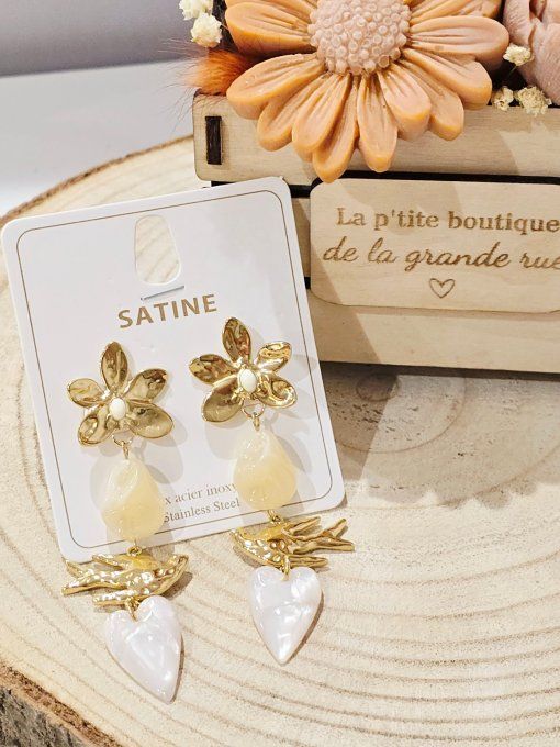 BOUCLES D'OREILLES