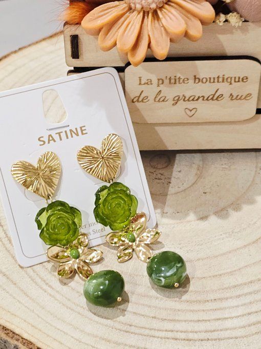 BOUCLES D'OREILLES