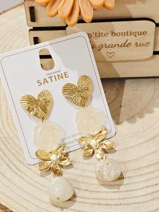 BOUCLES D'OREILLES