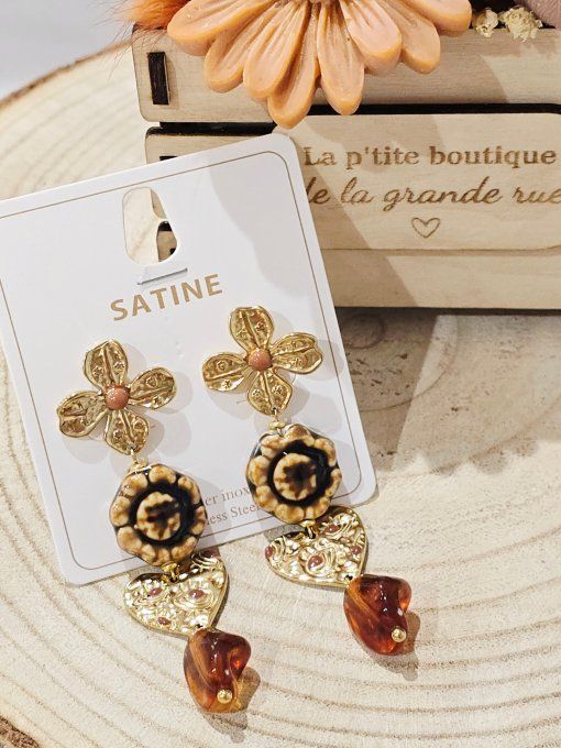 BOUCLES D'OREILLES