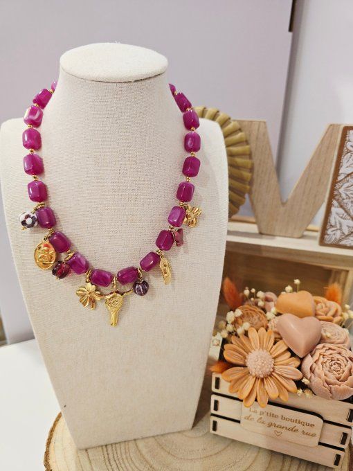 COLLIER