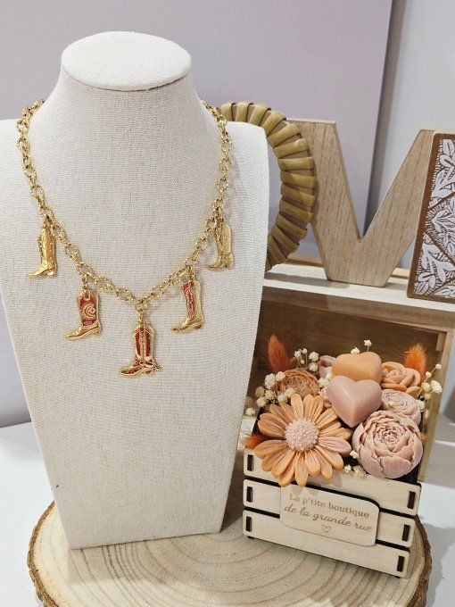 COLLIER