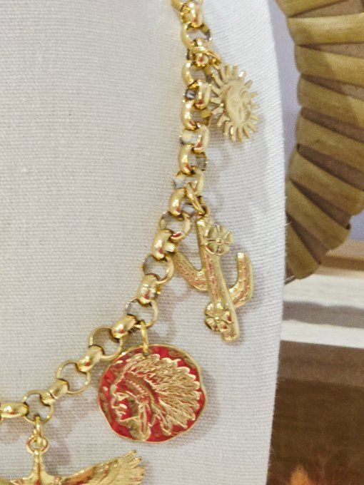 COLLIER
