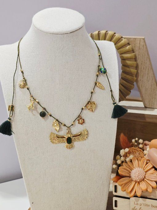 COLLIER