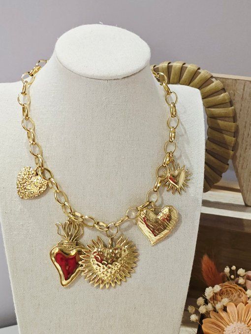 COLLIER