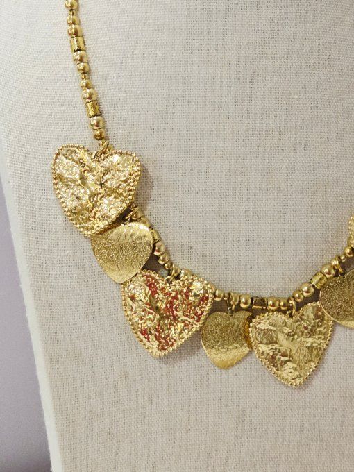 COLLIER