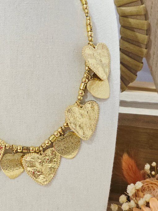 COLLIER