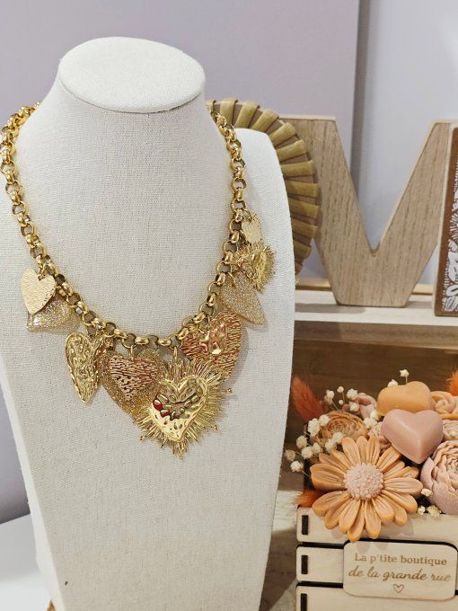 COLLIER