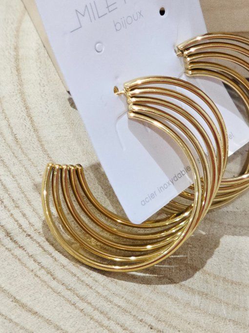 BOUCLES D'OREILLES