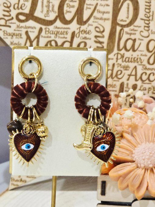 BOUCLES D'OREILLES