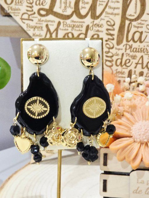 BOUCLES D'OREILLES