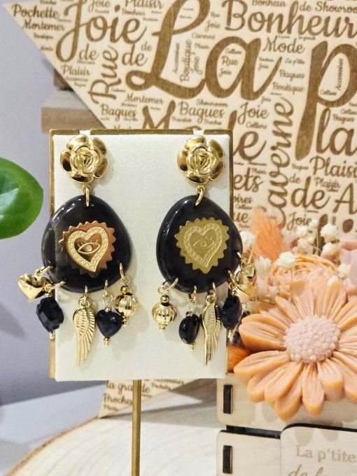 BOUCLES D'OREILLES