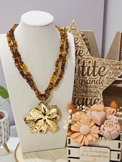 COLLIER