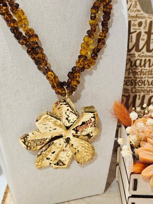 COLLIER