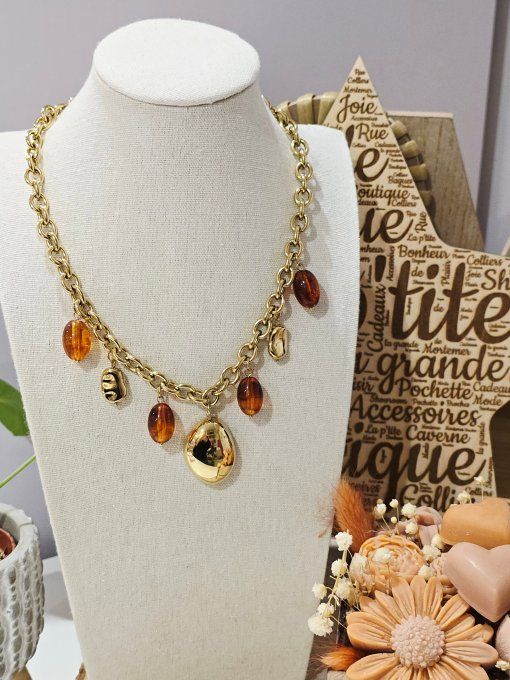 COLLIER