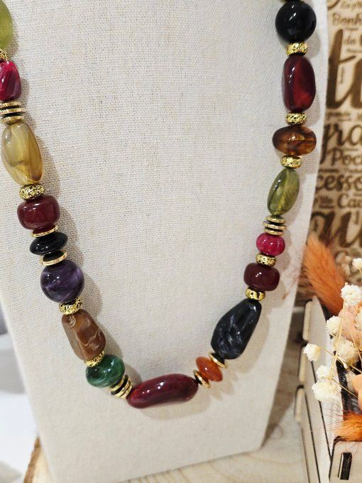COLLIER