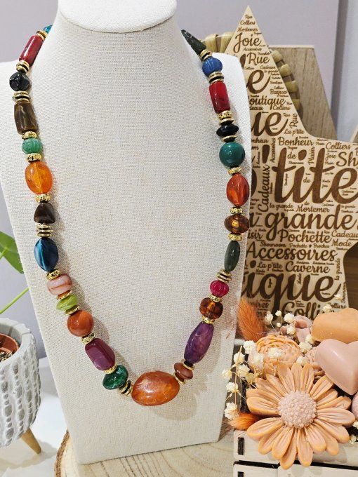 COLLIER