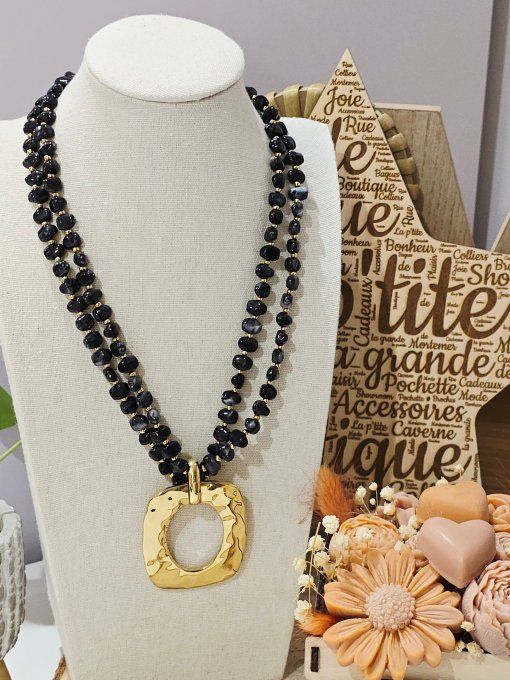 COLLIER