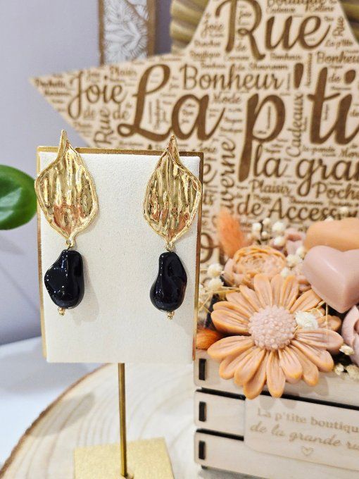 BOUCLES D'OREILLES