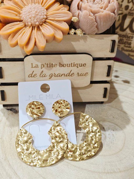 BOUCLES D'OREILLES
