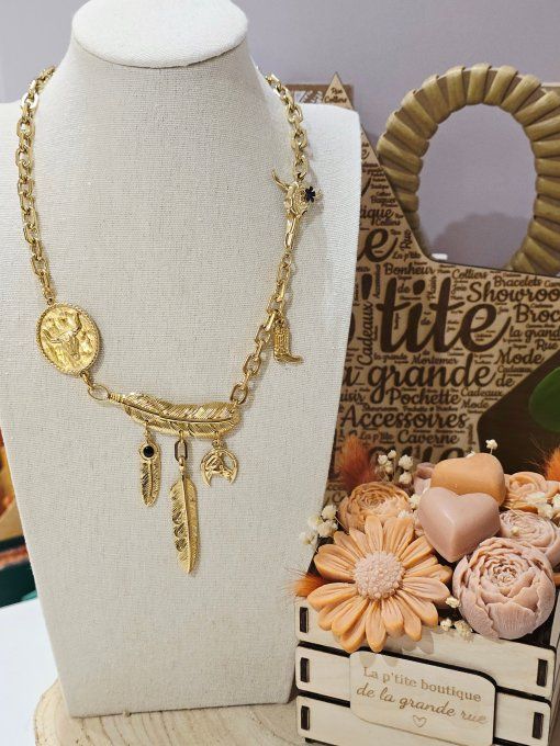 COLLIER